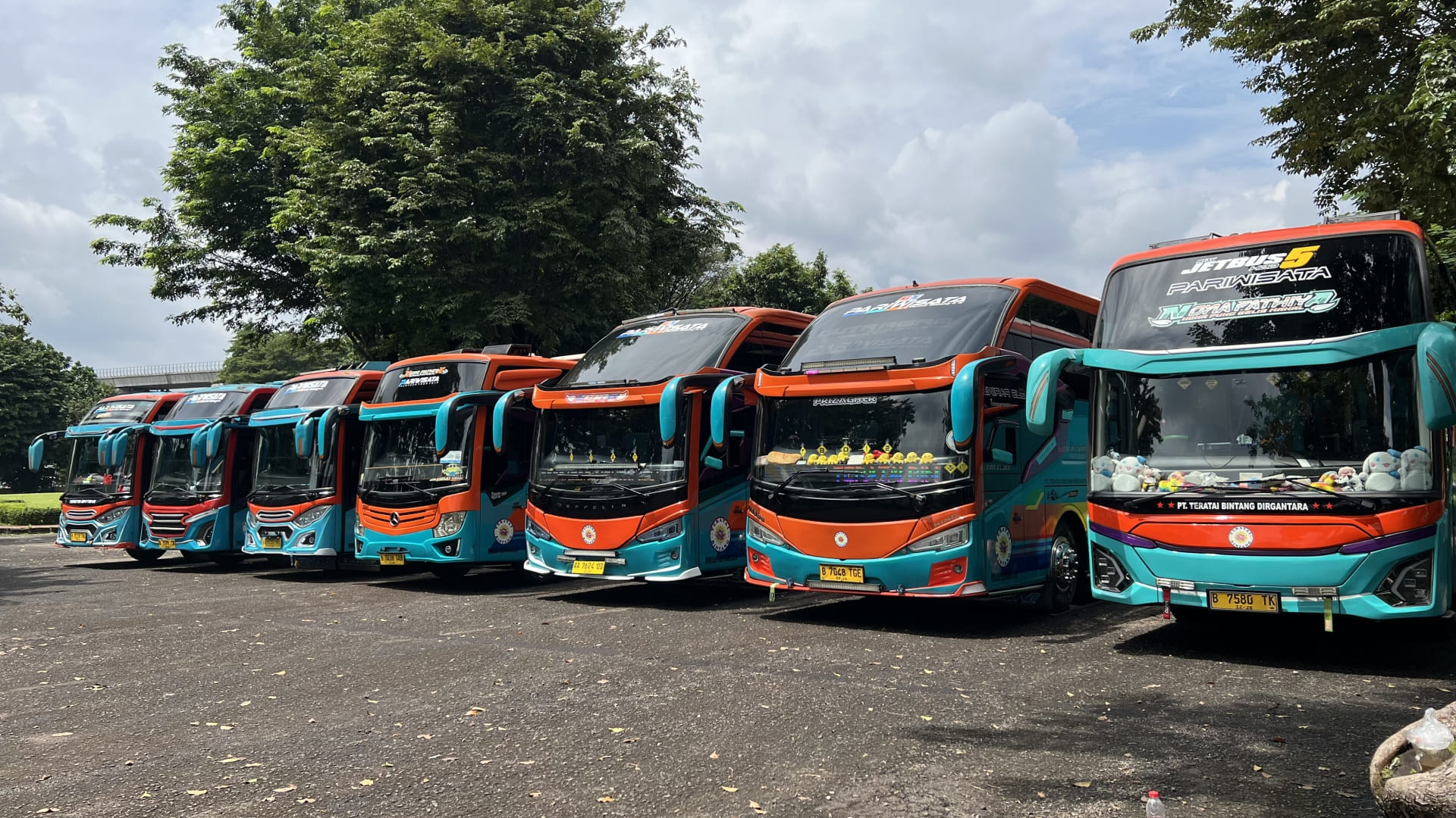 Kunjungi Kantor Kami: Survei Unit & Konsultasi Sewa Bus Langsung