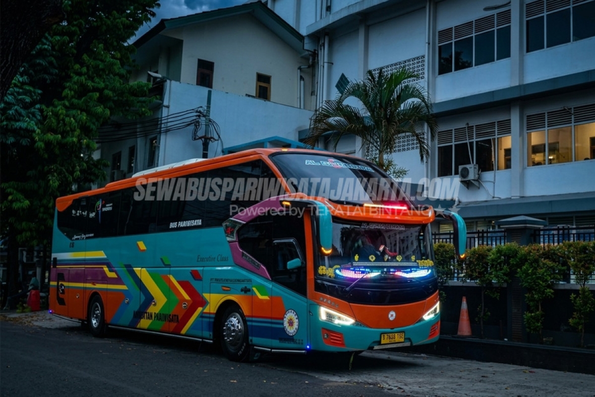 Study Tour Nyaman ke Kampus UI dengan Sewa Big Bus Fasilitas Toilet